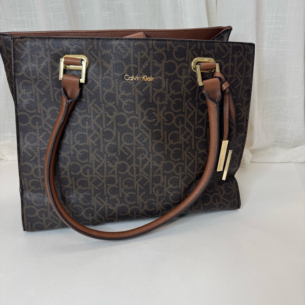 Calvin Klein Monogram tote bag/purse - Large Brown/Tan